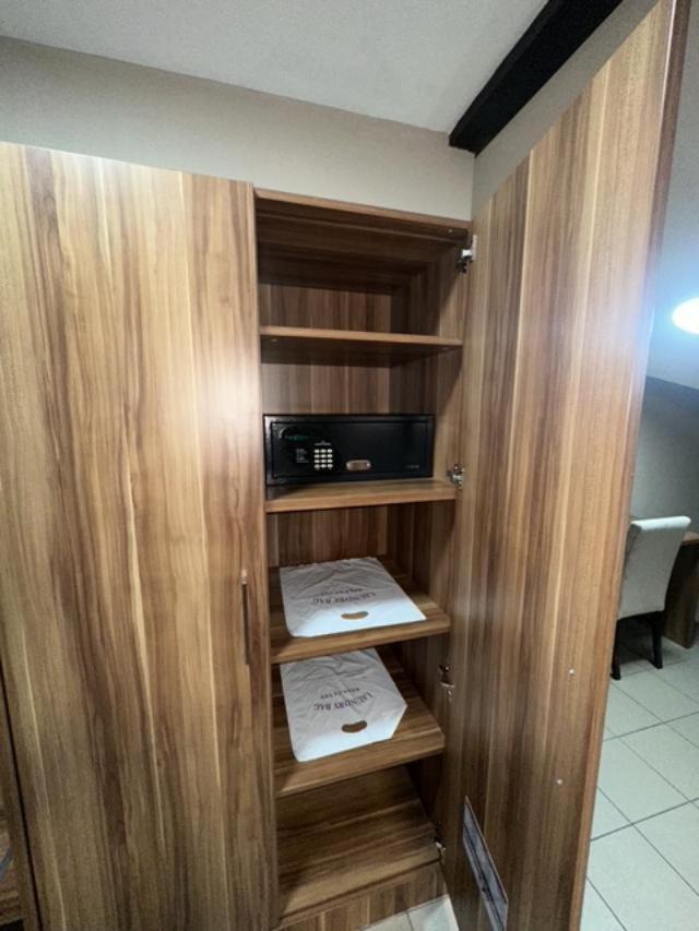 Jp Motel Mali Pariz Bor Ngoại thất bức ảnh